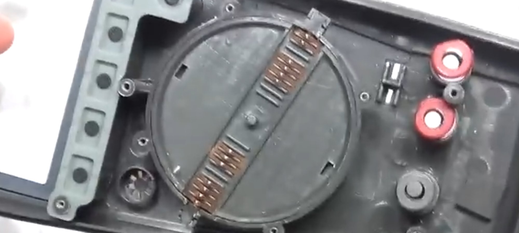 Screenshot_۲۰۲۳۰۴۰۱-۲۲۲۳۵۴_Video Player.jpg