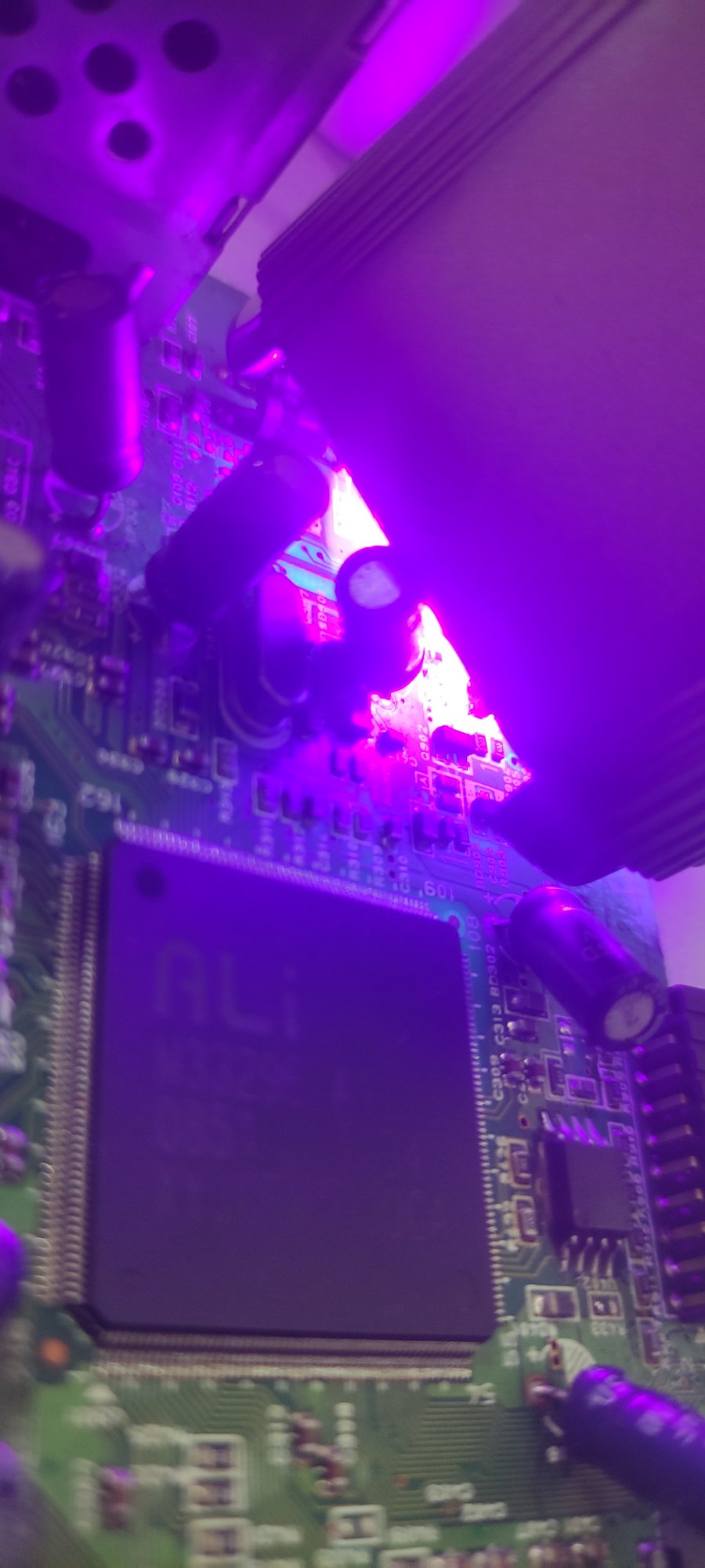 UV1.jpg